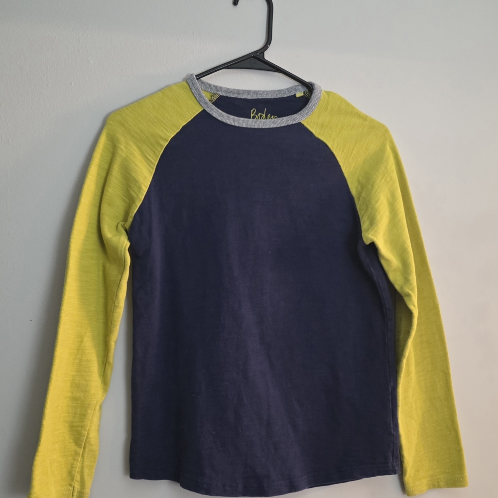 Boden Navy and Gray Knit Top